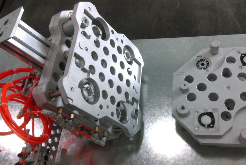 injection mould injection mould